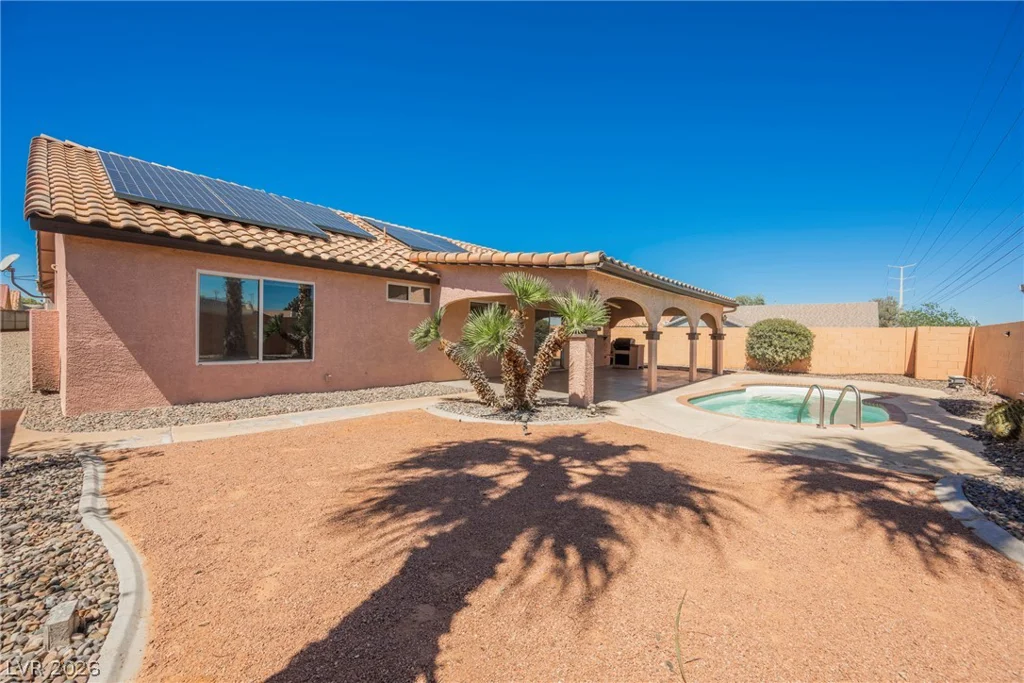360 Evan Picone, Henderson, NV 89014