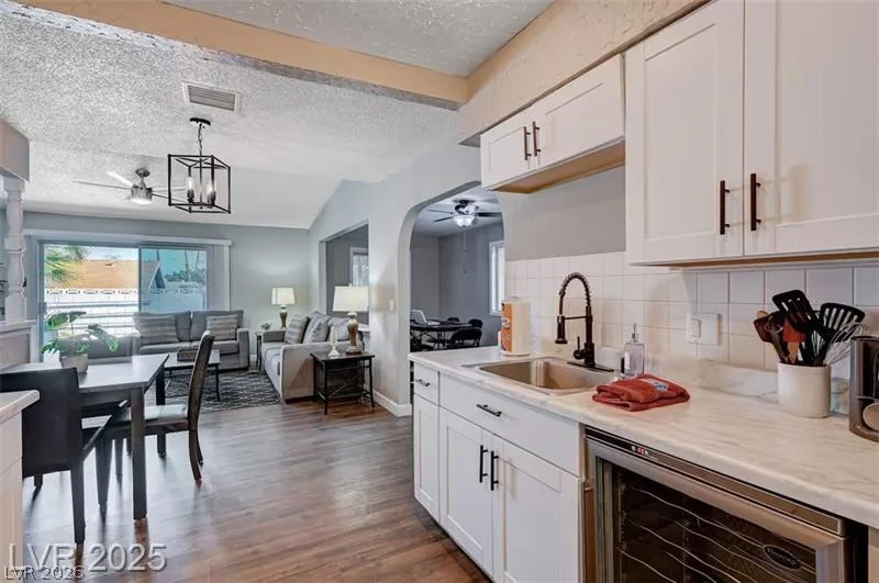 3750 Florrie, Las Vegas, NV 89121