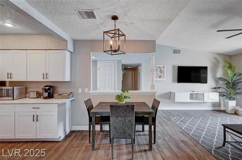 3750 Florrie, Las Vegas, NV 89121