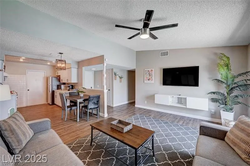 3750 Florrie, Las Vegas, NV 89121