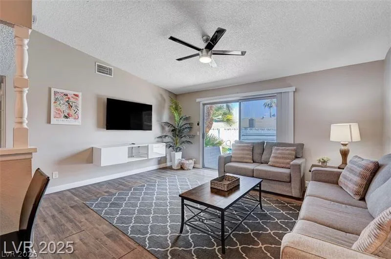 3750 Florrie, Las Vegas, NV 89121