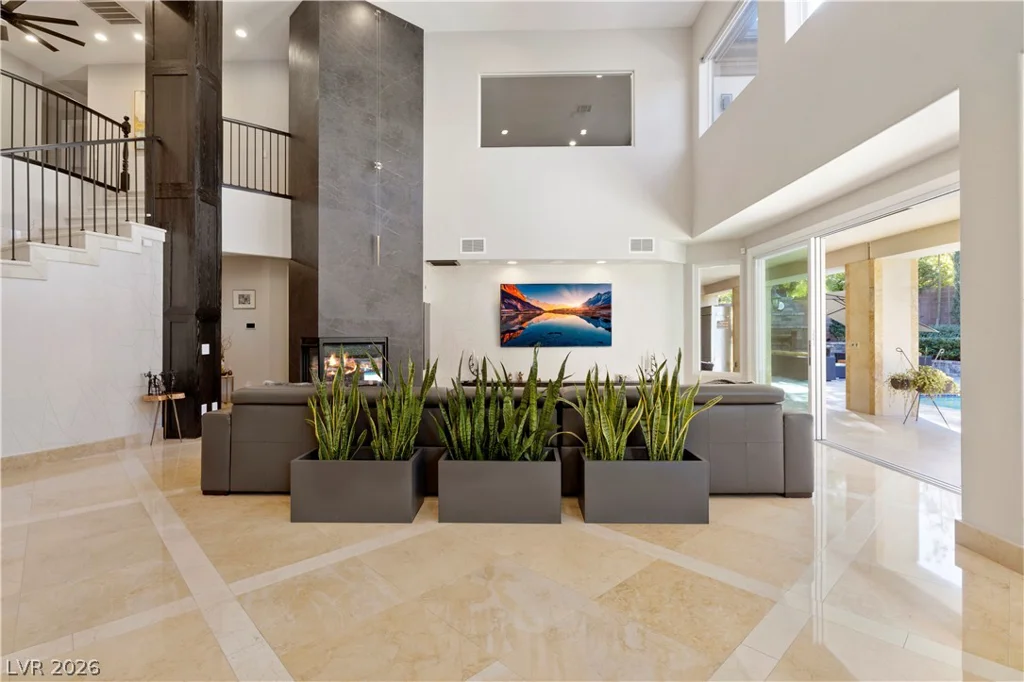 9624 Grand Isle, Las Vegas, NV 89144