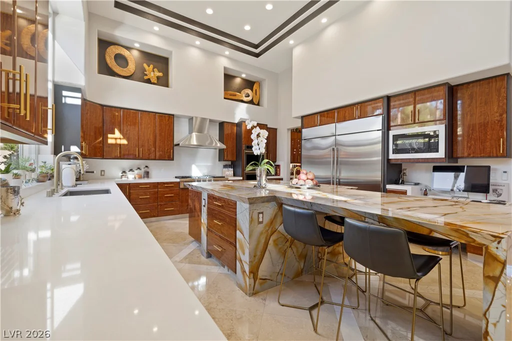 9624 Grand Isle, Las Vegas, NV 89144