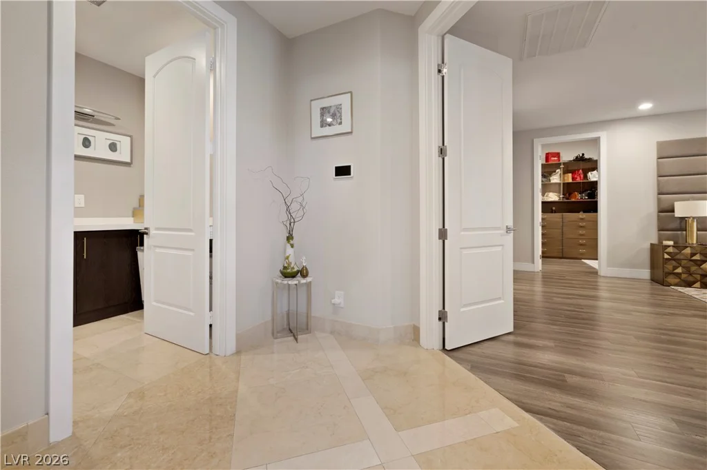 9624 Grand Isle, Las Vegas, NV 89144