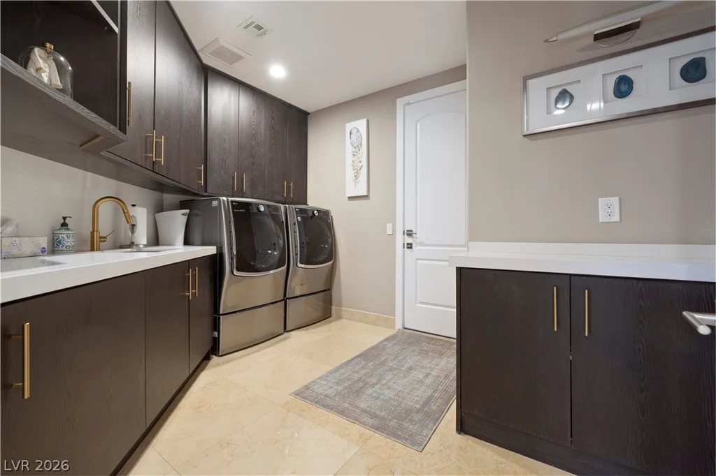 9624 Grand Isle, Las Vegas, NV 89144