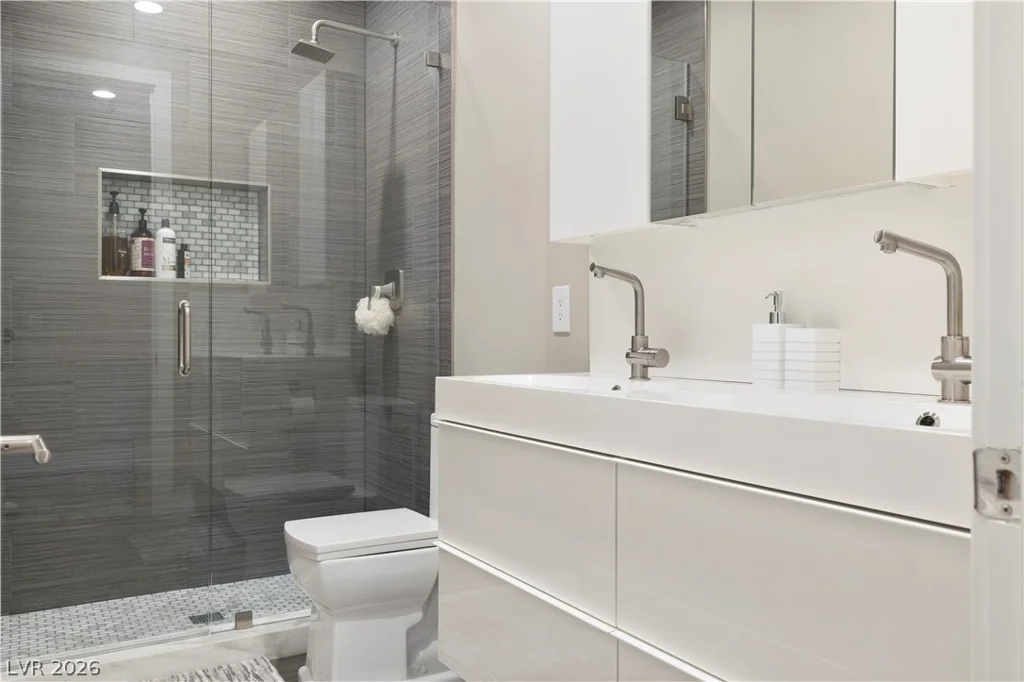 9624 Grand Isle, Las Vegas, NV 89144
