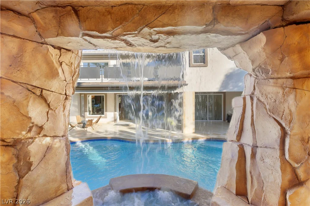9624 Grand Isle, Las Vegas, NV 89144