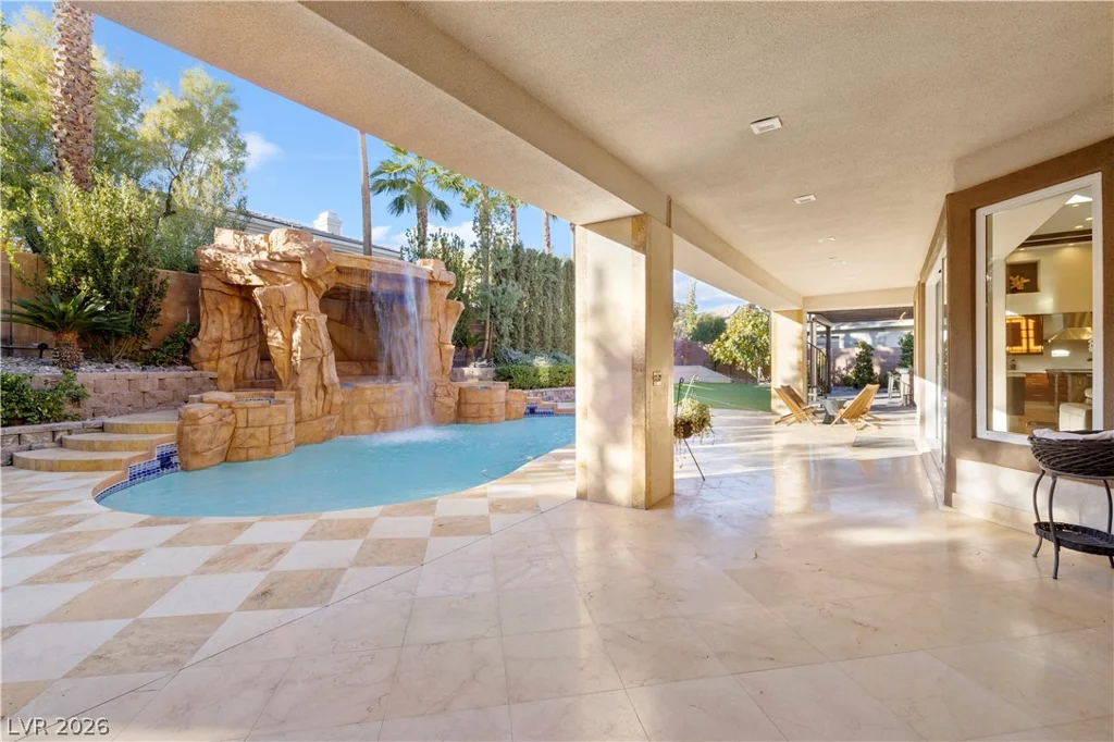 9624 Grand Isle, Las Vegas, NV 89144