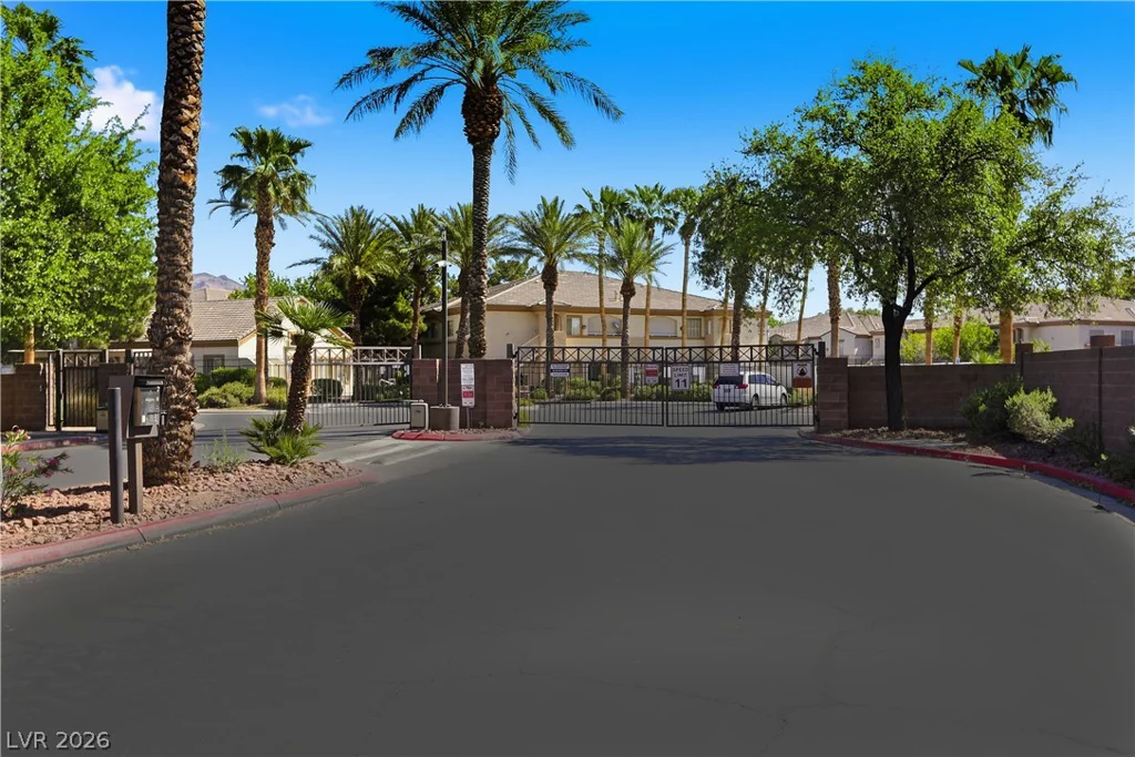 3400 Cabana, Las Vegas, NV 89122