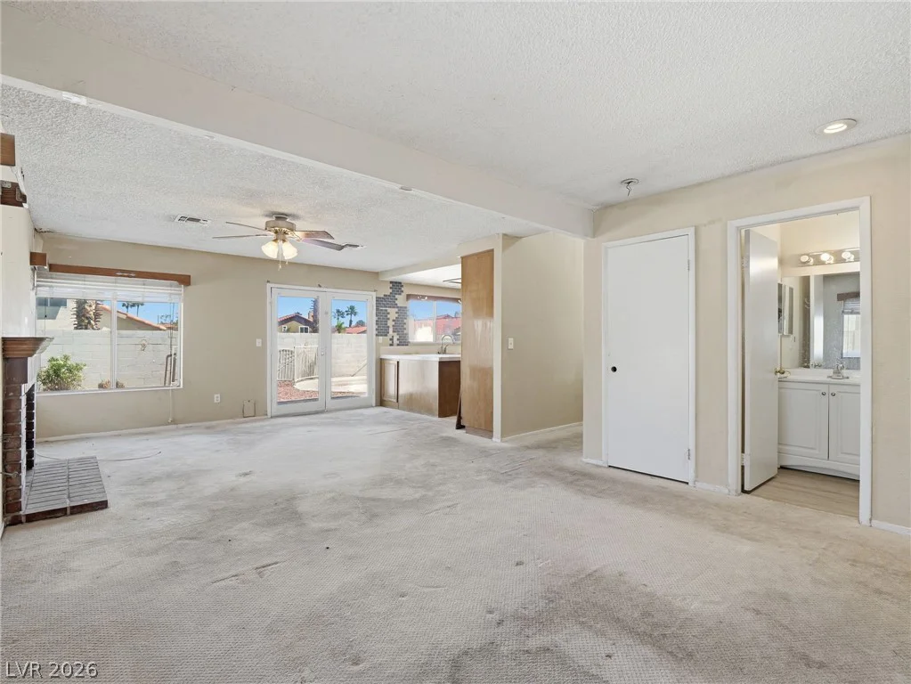 342 Clayton, Henderson, NV 89074