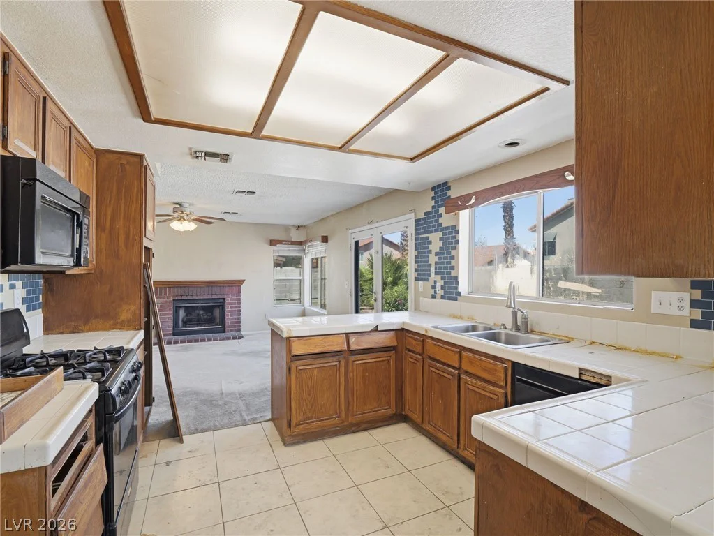 342 Clayton, Henderson, NV 89074