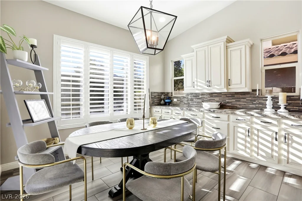 497 Paso De Montana, Las Vegas, NV 89138