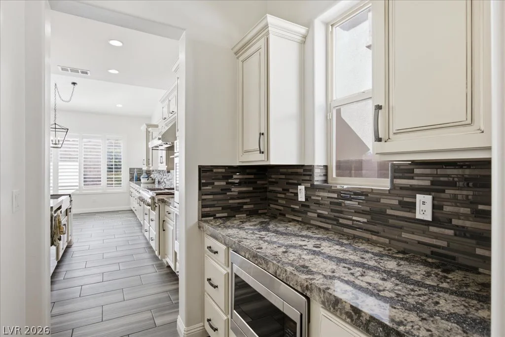 497 Paso De Montana, Las Vegas, NV 89138