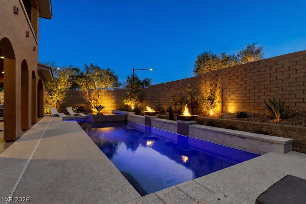 497 Paso De Montana, Las Vegas, NV 89138