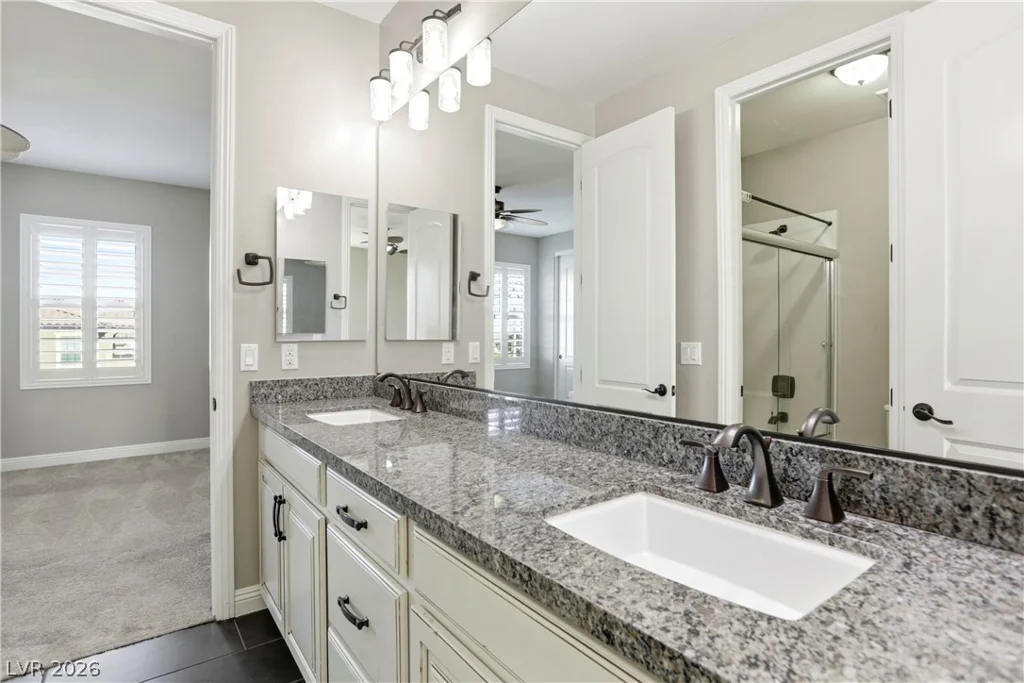 497 Paso De Montana, Las Vegas, NV 89138