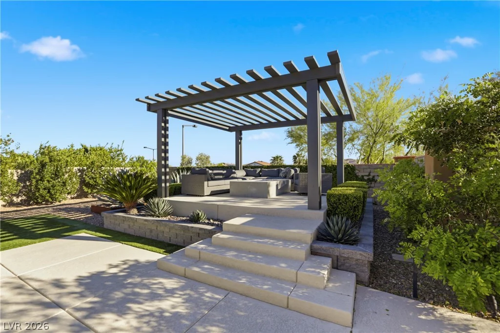 497 Paso De Montana, Las Vegas, NV 89138