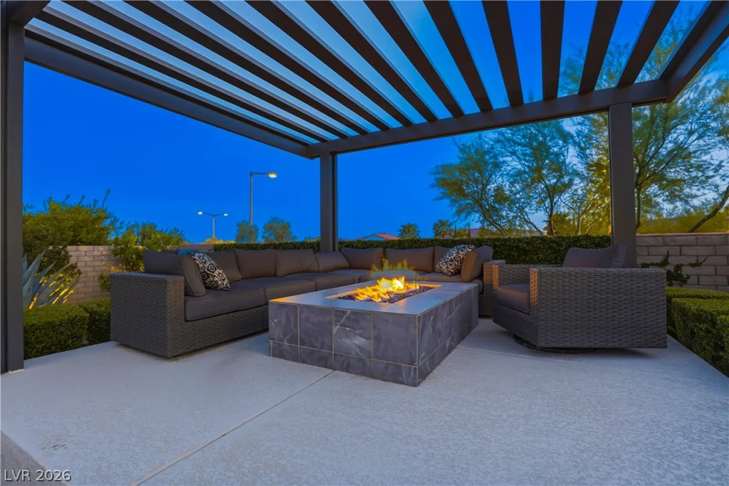 497 Paso De Montana, Las Vegas, NV 89138