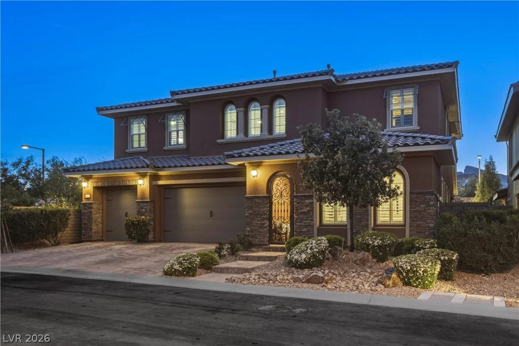 497 Paso De Montana, Las Vegas, NV 89138
