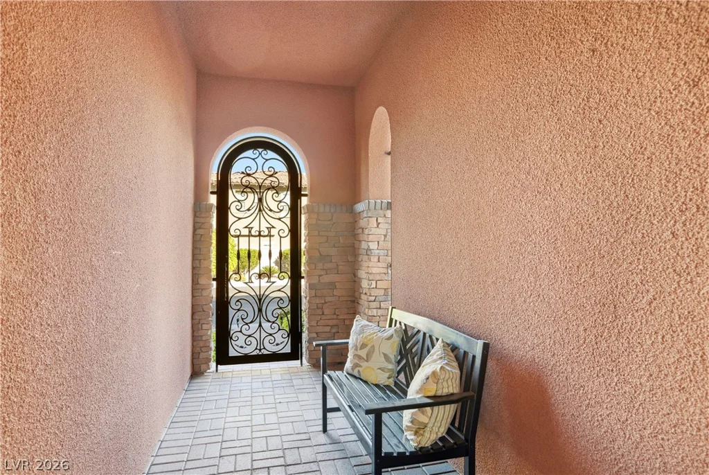 497 Paso De Montana, Las Vegas, NV 89138