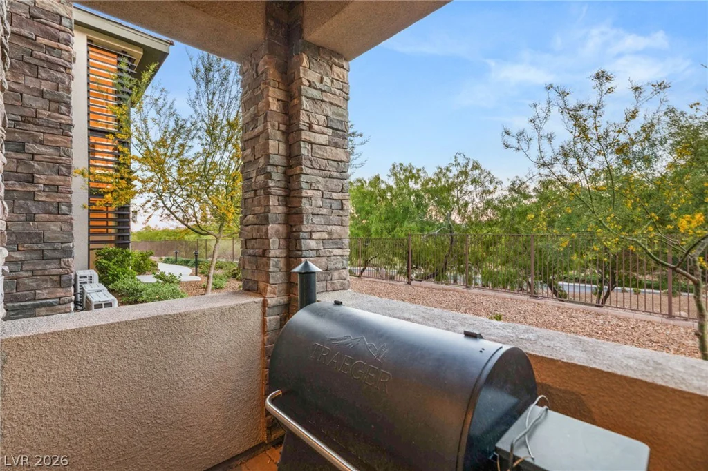 11280 Granite Ridge, Las Vegas, NV 89135