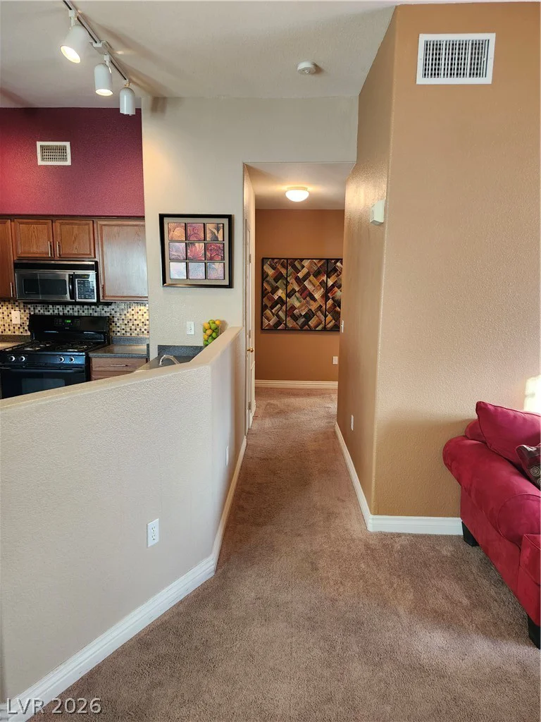 9303 Gilcrease, Las Vegas, NV 89149