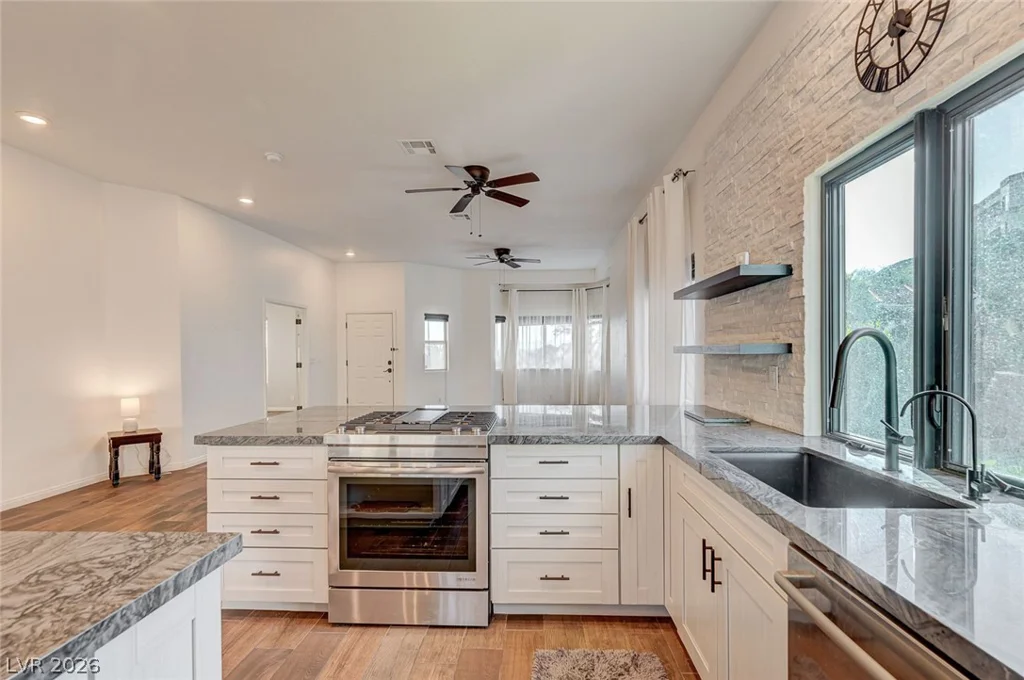1129 Rubellite, Henderson, NV 89011
