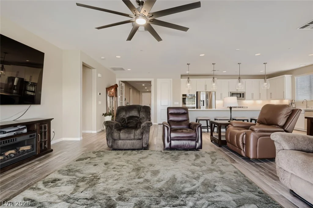 394 Wilbur Jurden, Henderson, NV 89011
