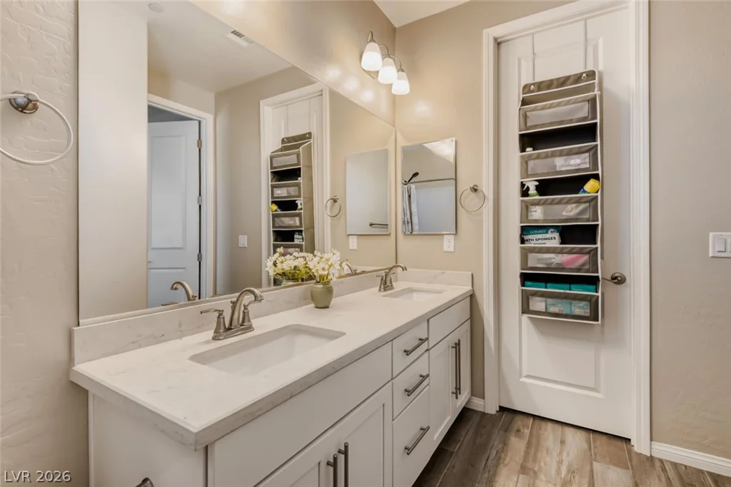 394 Wilbur Jurden, Henderson, NV 89011