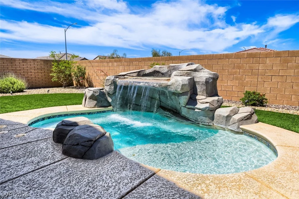 394 Wilbur Jurden, Henderson, NV 89011