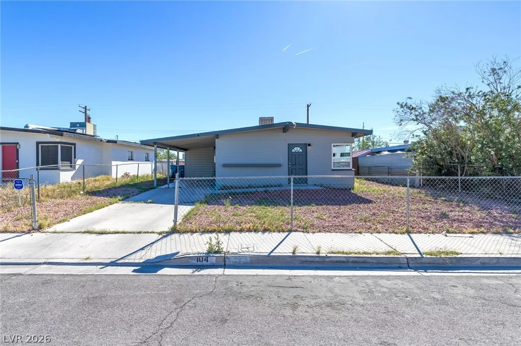 104 Stanford, Las Vegas, NV 89107