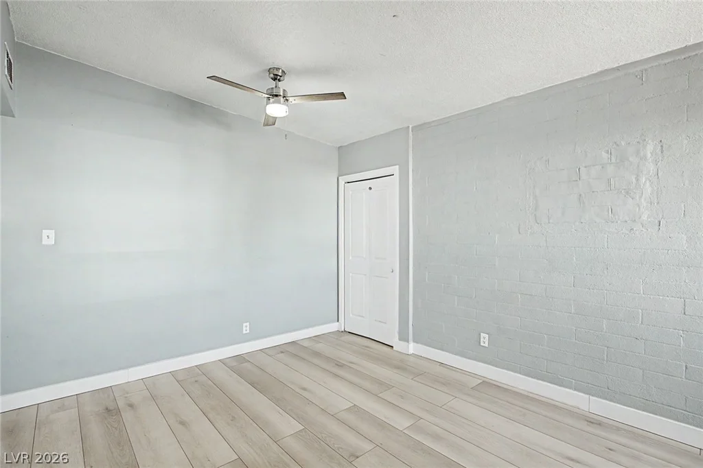 104 Stanford, Las Vegas, NV 89107