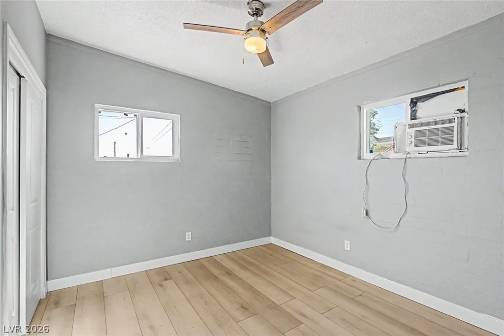 104 Stanford, Las Vegas, NV 89107