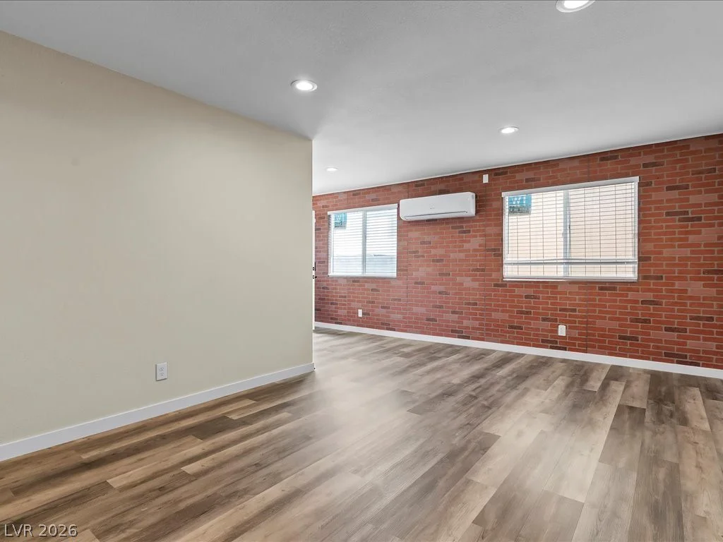 3678 Julius, Las Vegas, NV 89129