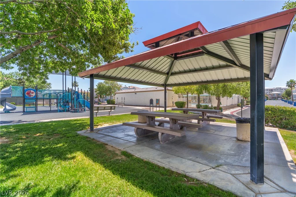 10388 Midseason Mist, Las Vegas, NV 89183