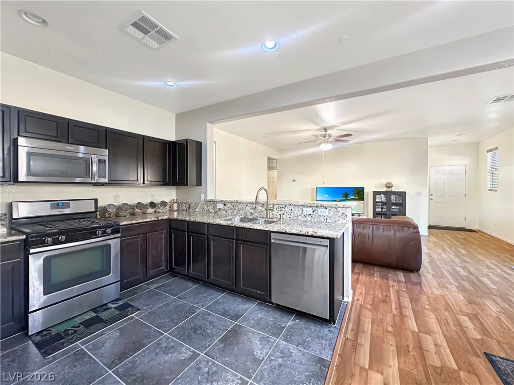 976 Aspen Cliff, Henderson, NV 89011