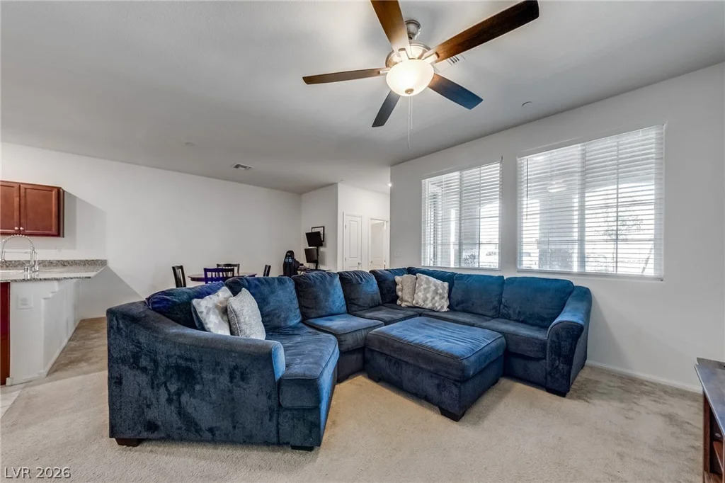 937 Mineral Wells, North Las Vegas, NV 89086