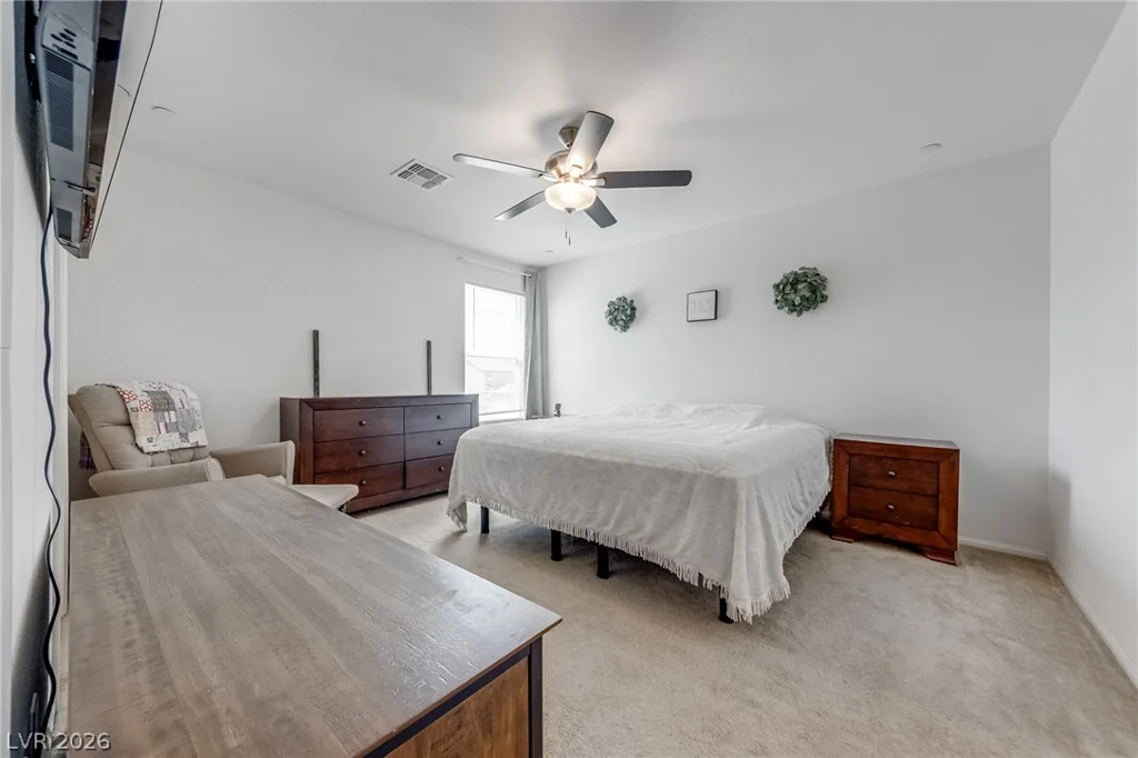 937 Mineral Wells, North Las Vegas, NV 89086