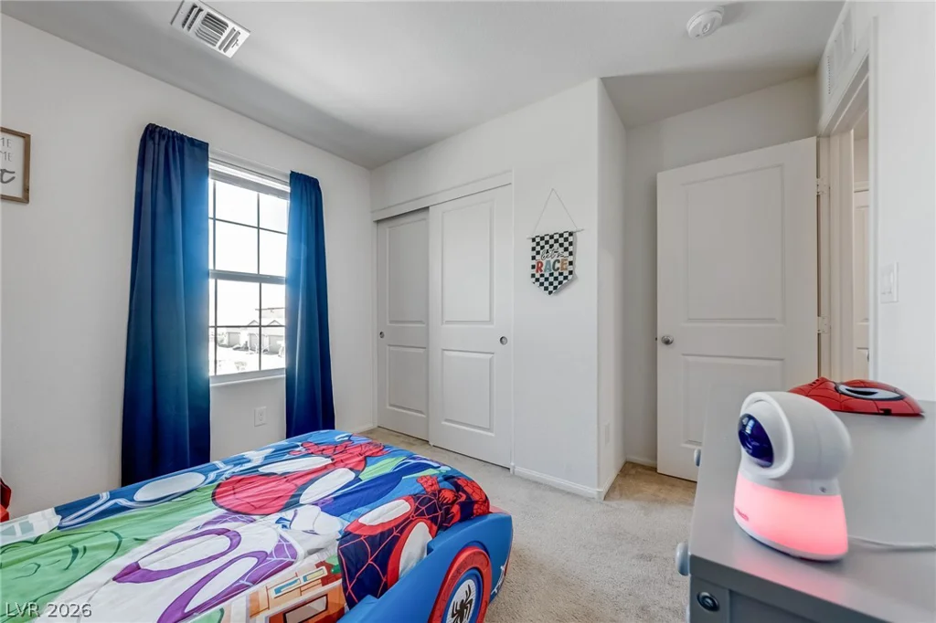 937 Mineral Wells, North Las Vegas, NV 89086