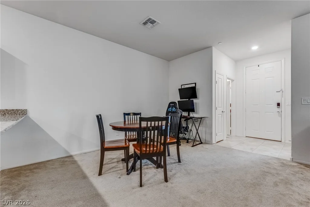 937 Mineral Wells, North Las Vegas, NV 89086