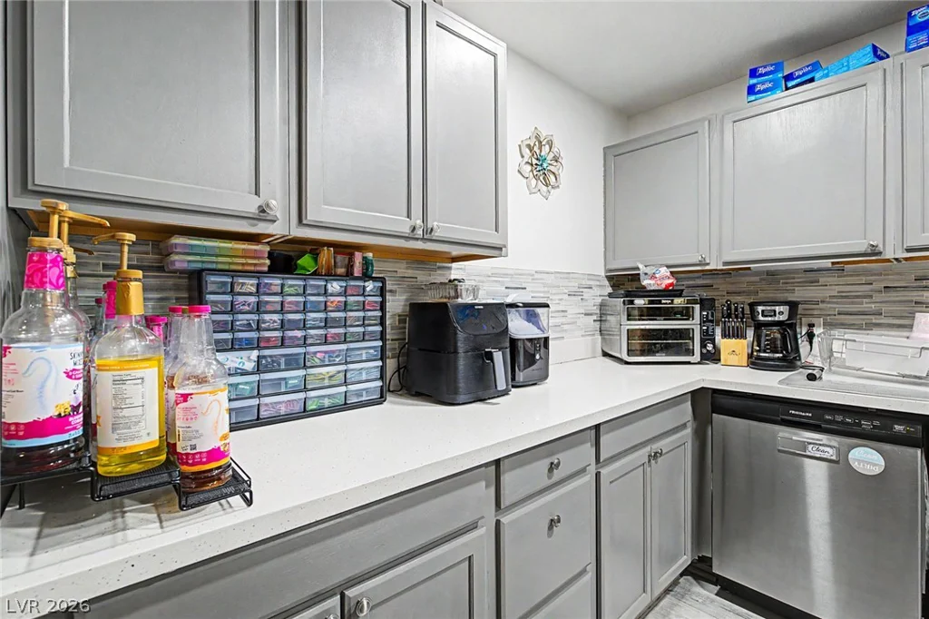 5107 Village, Las Vegas, NV 89142