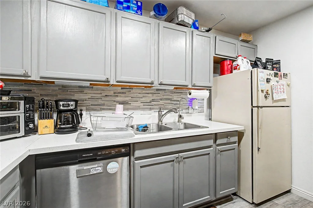 5107 Village, Las Vegas, NV 89142
