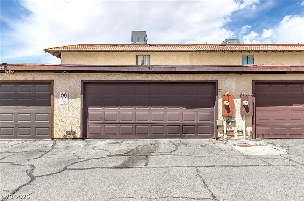 5107 Village, Las Vegas, NV 89142