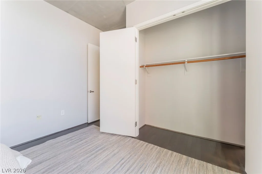 353 Bonneville, Las Vegas, NV 89101