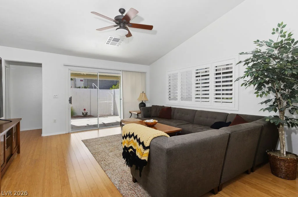 601 Painted Cloud, Las Vegas, NV 89144