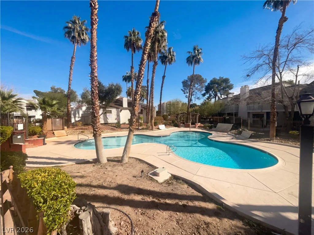 568 Willow Green, Las Vegas, NV 89169