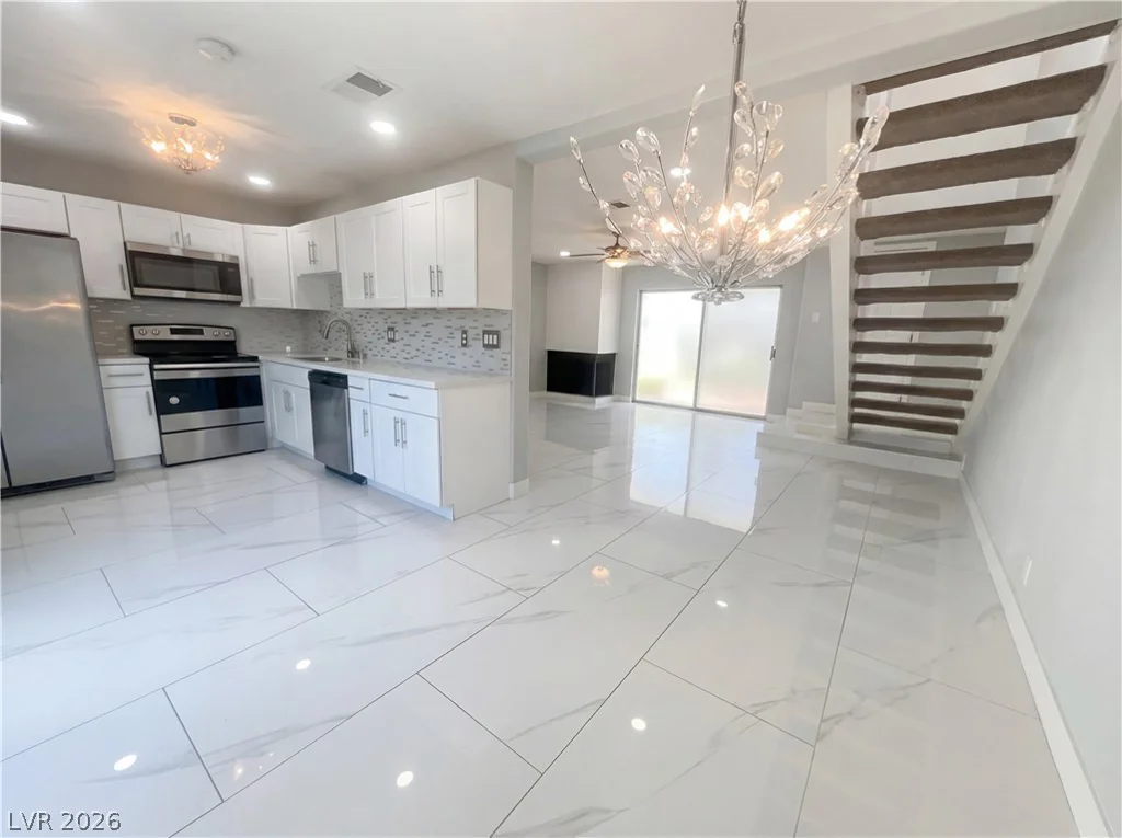 568 Willow Green, Las Vegas, NV 89169