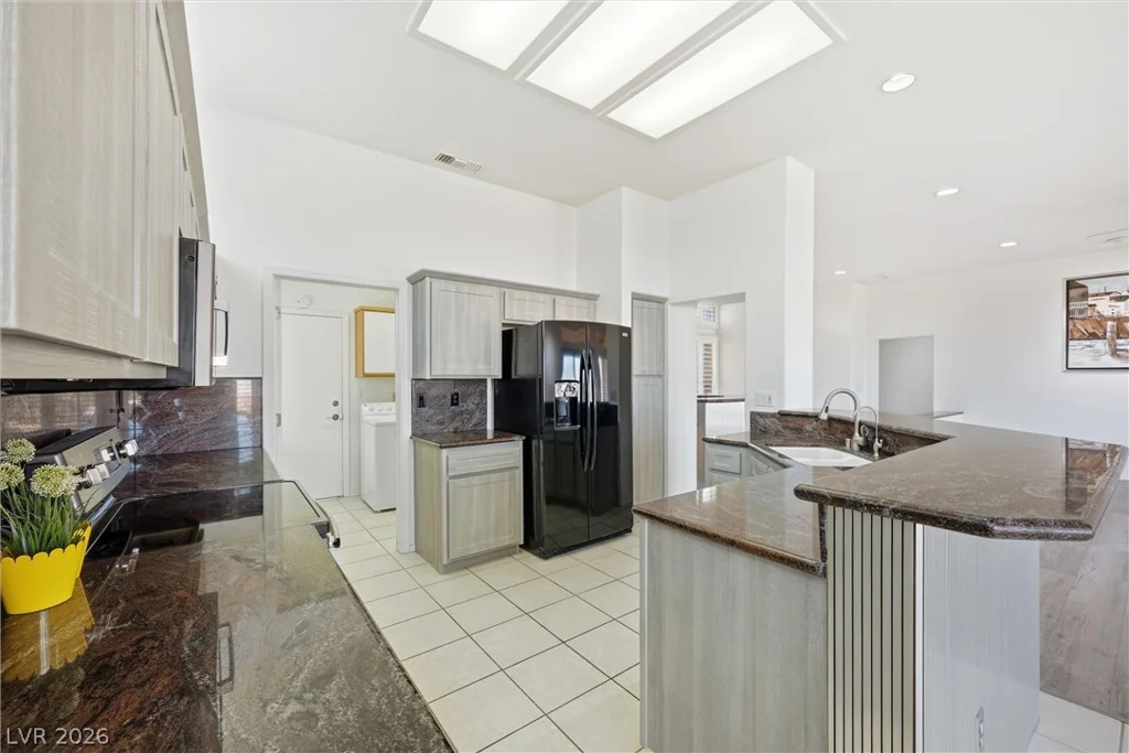 3000 Abercorn, Las Vegas, NV 89134