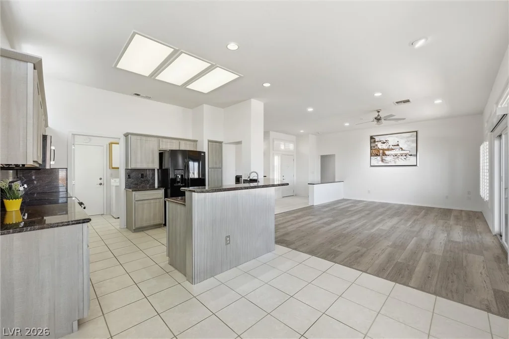3000 Abercorn, Las Vegas, NV 89134
