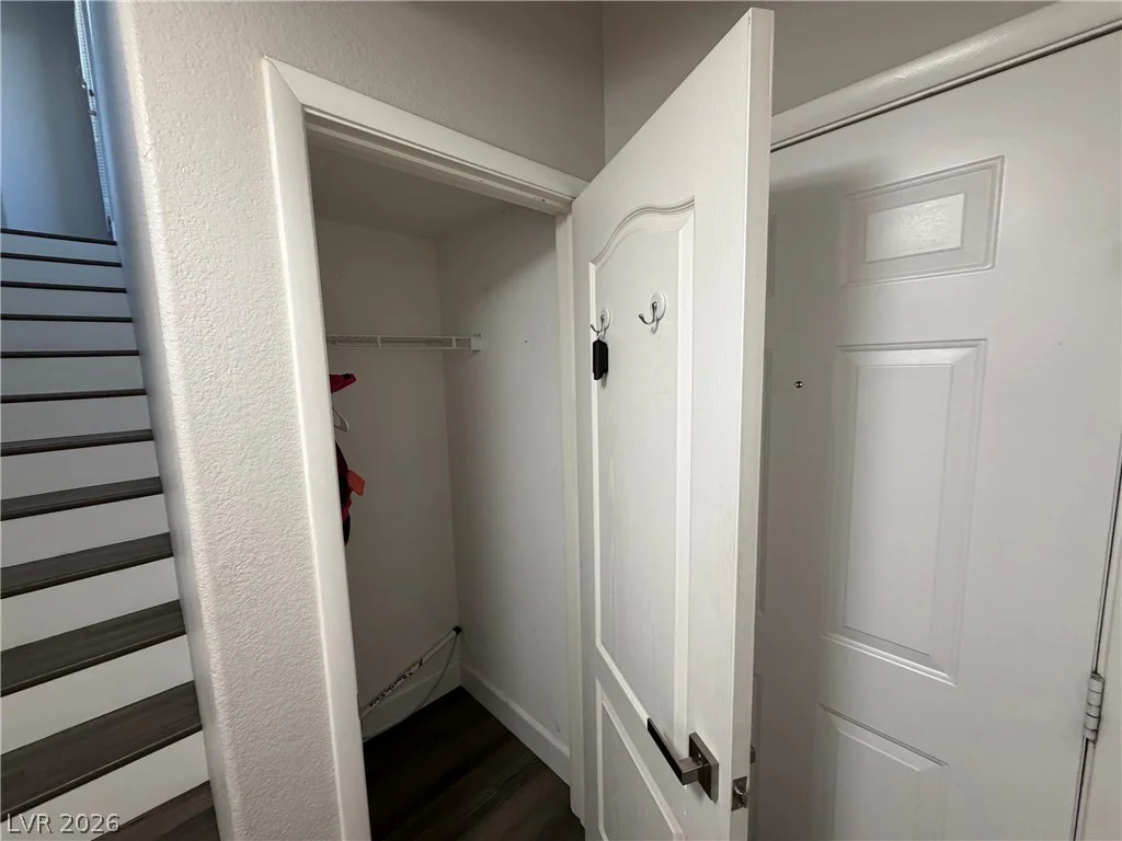 9901 Trailwood, Las Vegas, NV 89134