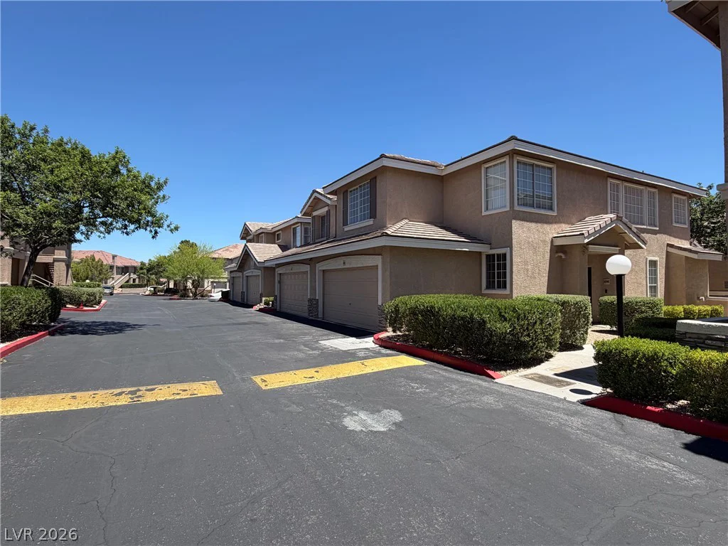 9901 Trailwood, Las Vegas, NV 89134